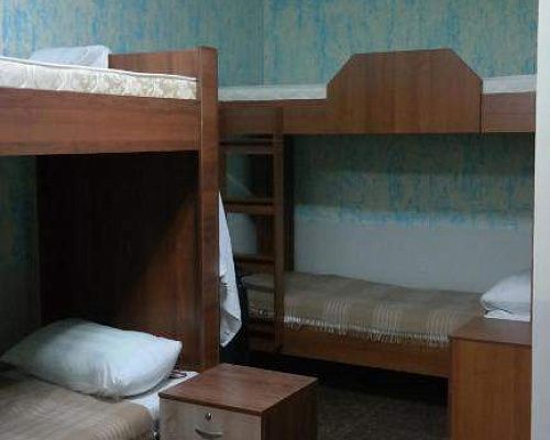 Кровать в общем номере с 4 кроватями Astana Best Hostel
								1